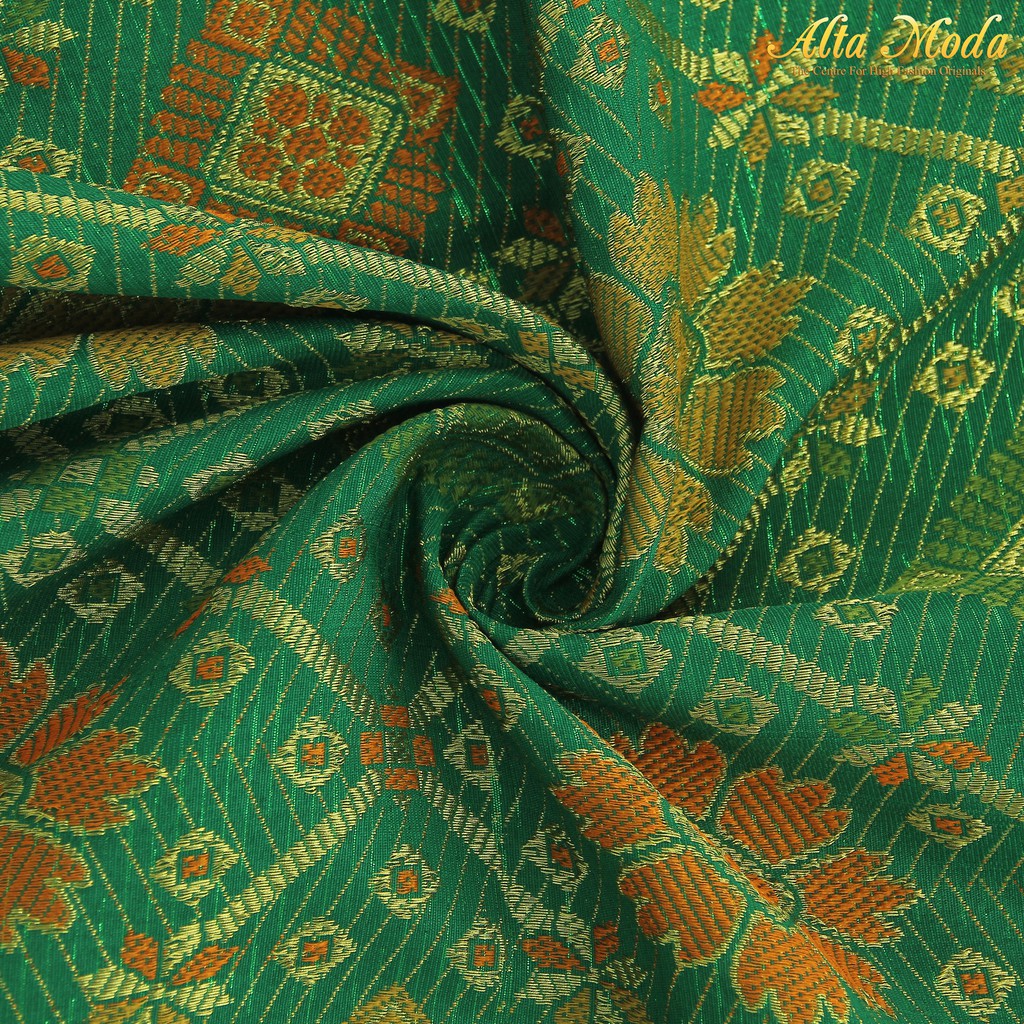

Alta Moda Songket Motif Palembang Bunga Ketupat Orens Hijau (1M)