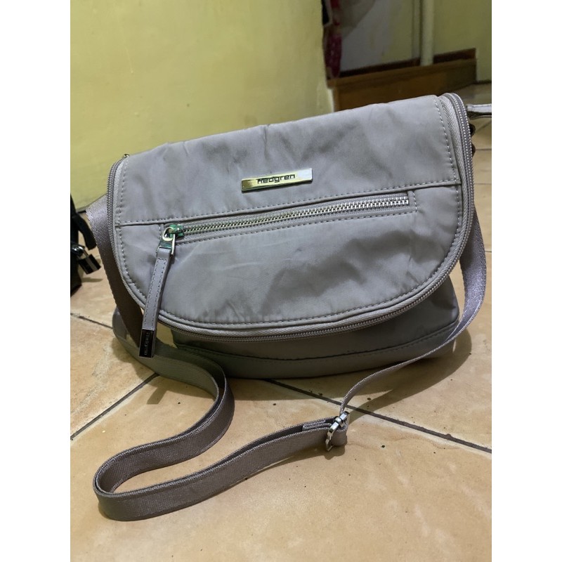tas Hedgren selempang
