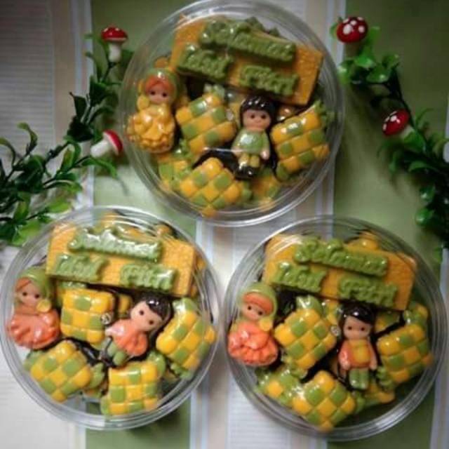 

Coklat unik untuk segala acara.bisa mix motif yaaa