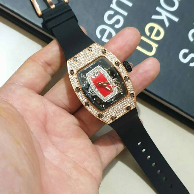 jam tangan RM