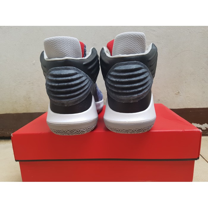 Dijual  Sepatu Basket Air Jordan 32 MVP  Diskon