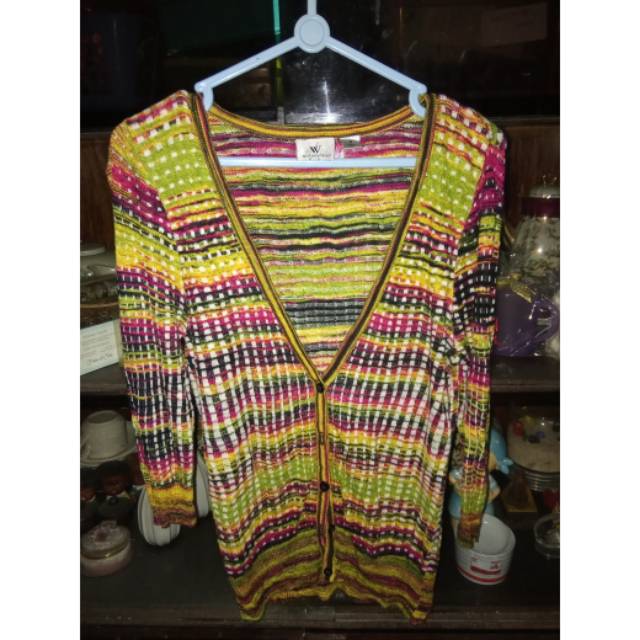 Sweater warna warni ala korea