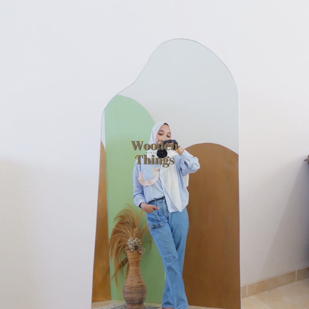 Aesthetic Irreguler Mirror / Summer Irreguler Standing Mirror Khusus Pengiriman Kota Makassar