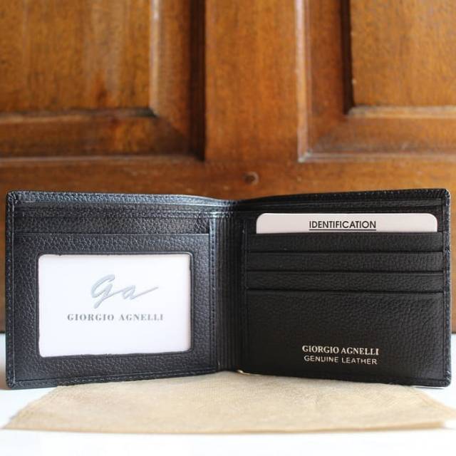 Dompet pria lipat kulit