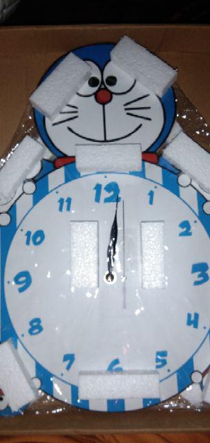 Jam Dinding Karakter Model Doraemon