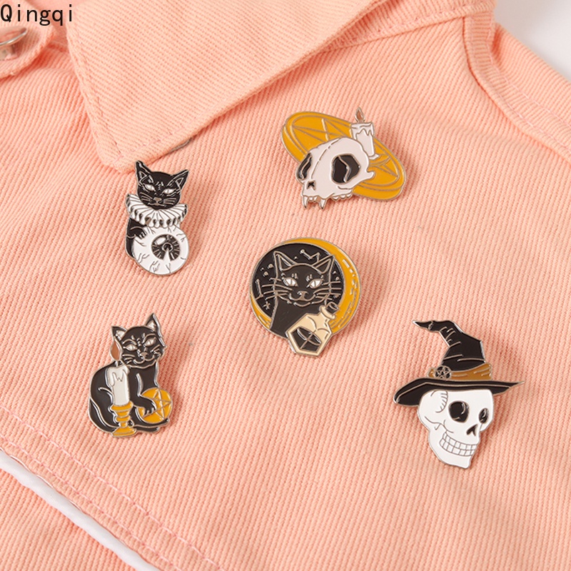 Bros Pin Enamel Bentuk Bulan Kucing Tengkorak Gaya Punk Gothic Untuk Hadiah