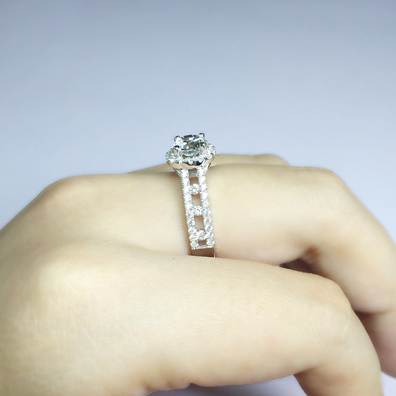 Cincin Moissanite Hollow Untuk Wanita