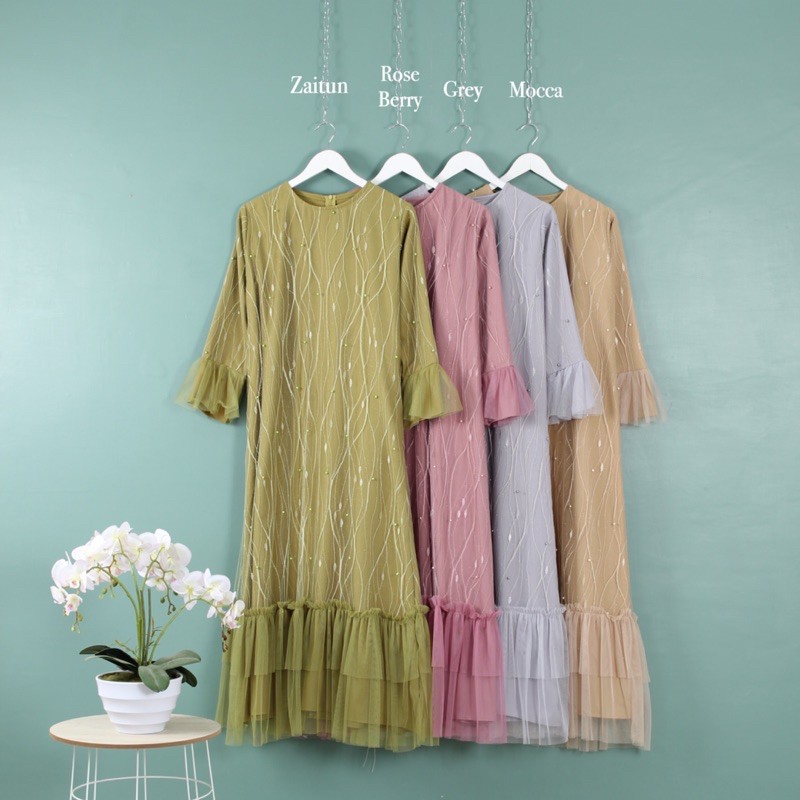 Elyana signature dress