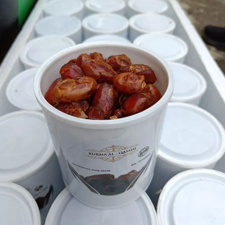 

Kurma Al Qassim