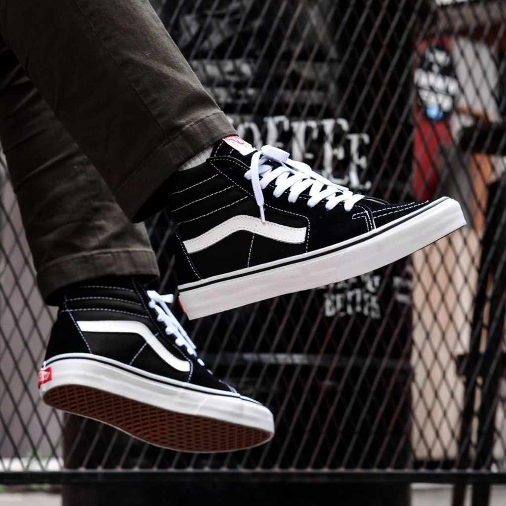 VANS  SK8-HI BLACK WHITE