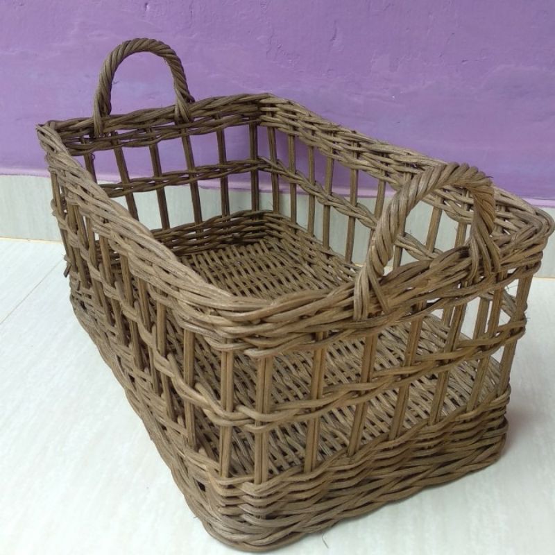 Keranjang rotan persegi panjang handle 40x25x18 cm