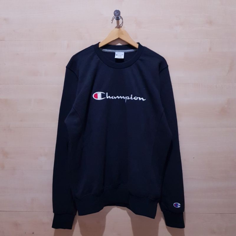 CREWNECK CHAMPION HERITAGE FULL BORDIR HITAM