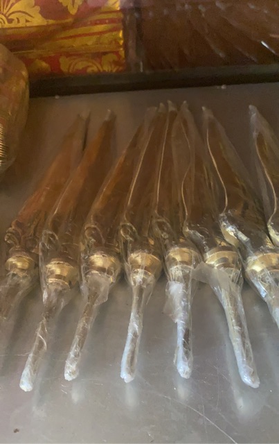 TUMBAK LURUS KUNINGAN BALI