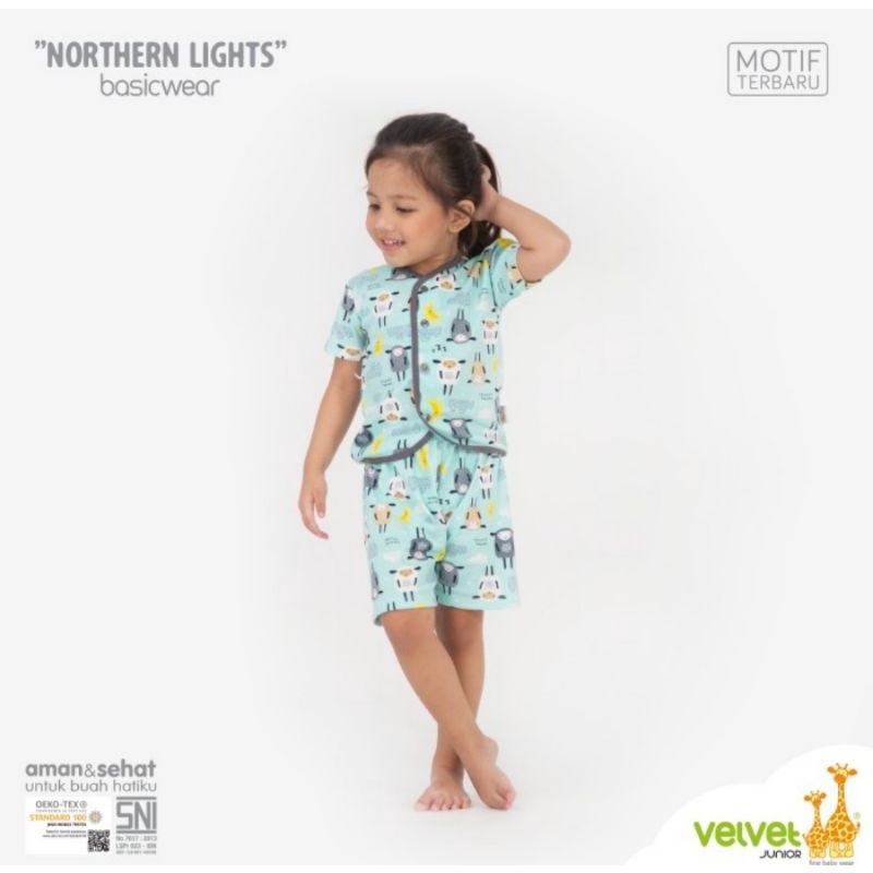 Velvet Junior Northern Lights Setelan Kancing Depan Lengan Pendek Celana Pendek