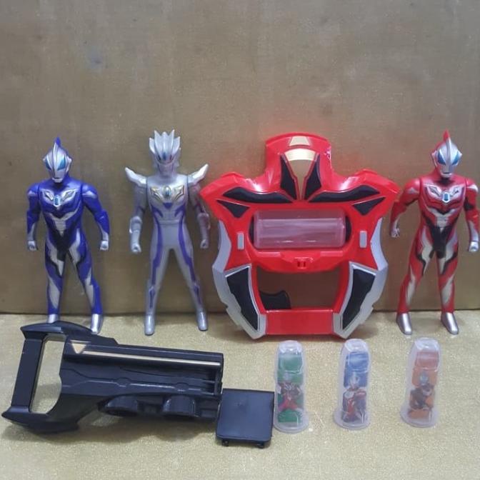 Ready stock] ultraman geed dx geed riser transformation device plus 3 figure