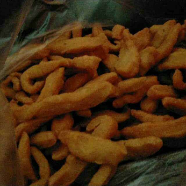 

Kue cukil gigi gurih nikmat