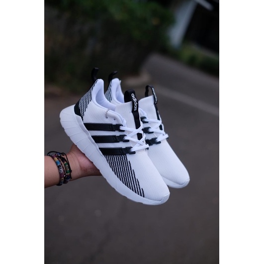 Adidas Questar Flow White Black