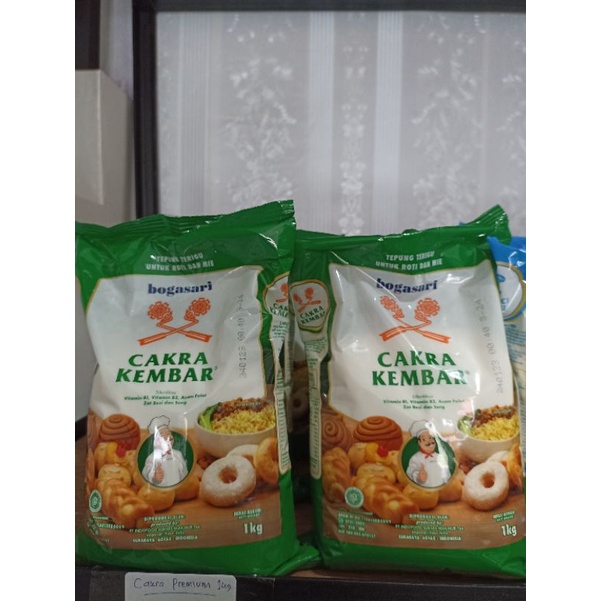 

TEPUNG CAKRA PREMIUM / TEPUNG TERIGU CAKRA BOGASARI