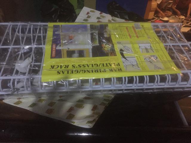 Rak  Piring Dan Gelas P60 L Modelline