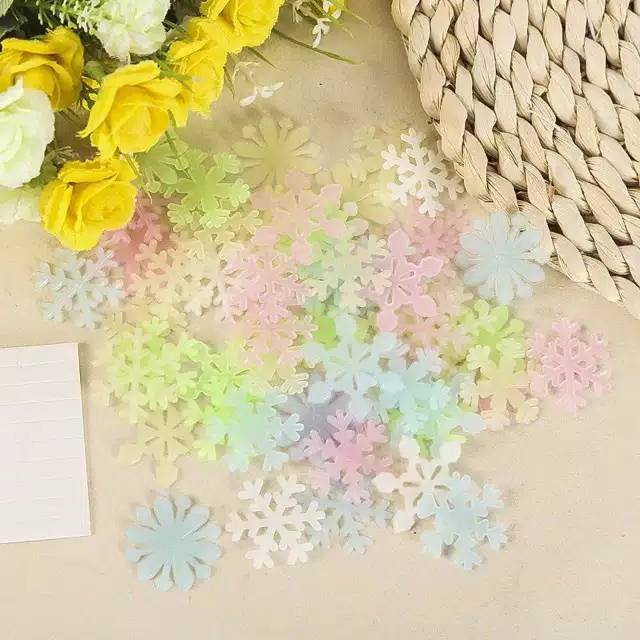 NV773 Stiker Dinding Salju 50pcs Glow In The Dark Ukuran 3cm