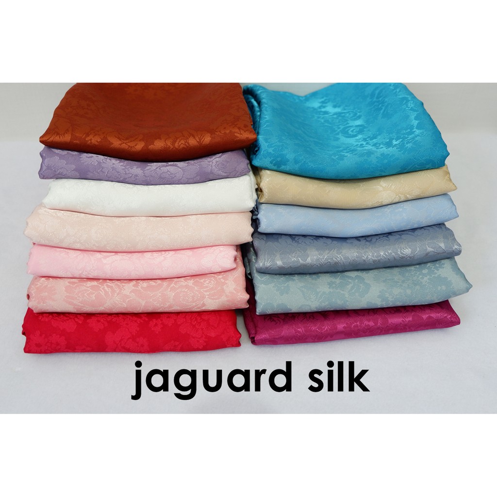 jilbab hijab kerudung segiempat Jaguar Silk Emboss