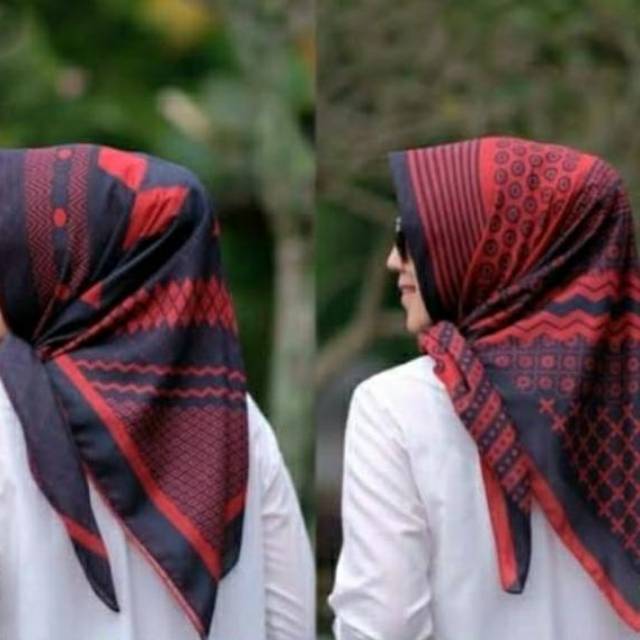 Hijab voal merah