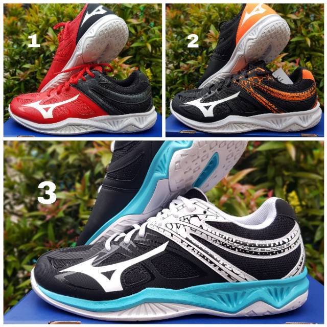 ( REAL PICTURE ) SEPATU VOLI SEPATU BADMINTON  MIZUNO ORIGINAL THUNDER BLADE 2 LOW original 100%