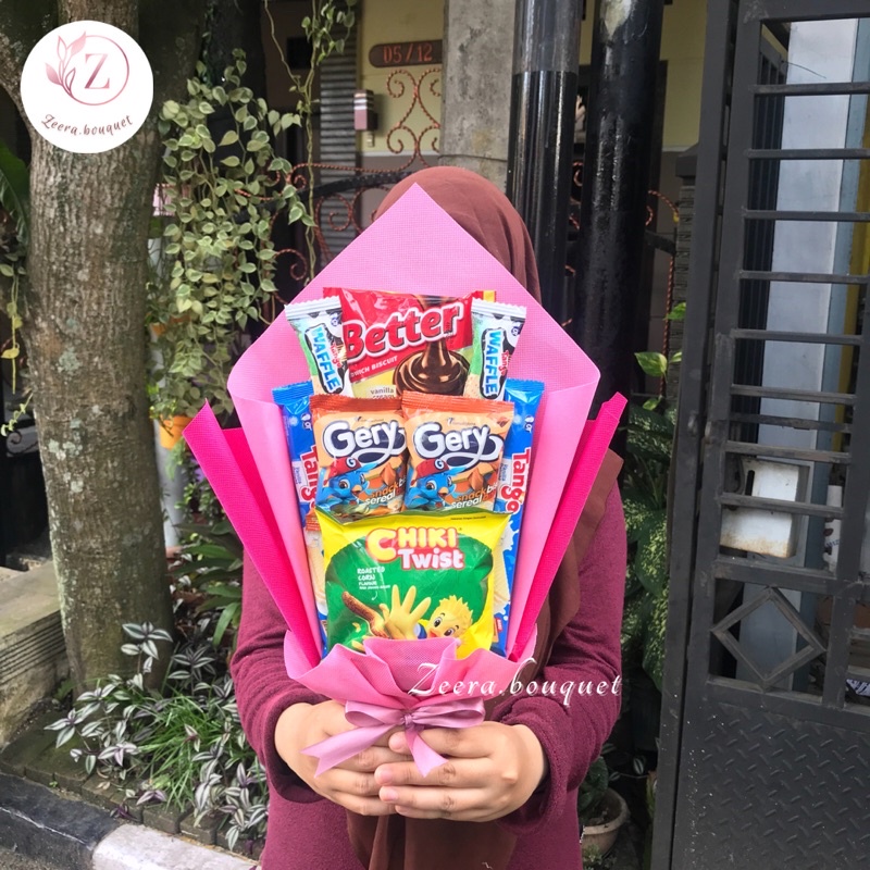 (B2) Bucket snack/buket snack/bouquet [INCLUDE: Greeting card+packing]