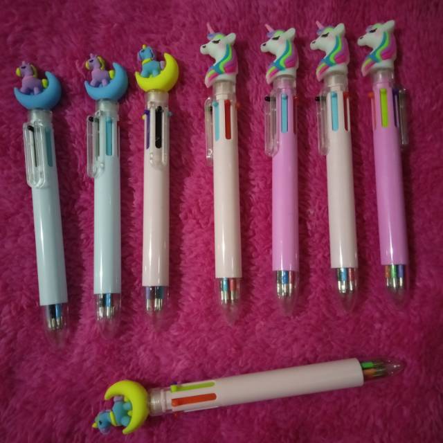 

Bolpen enam warna