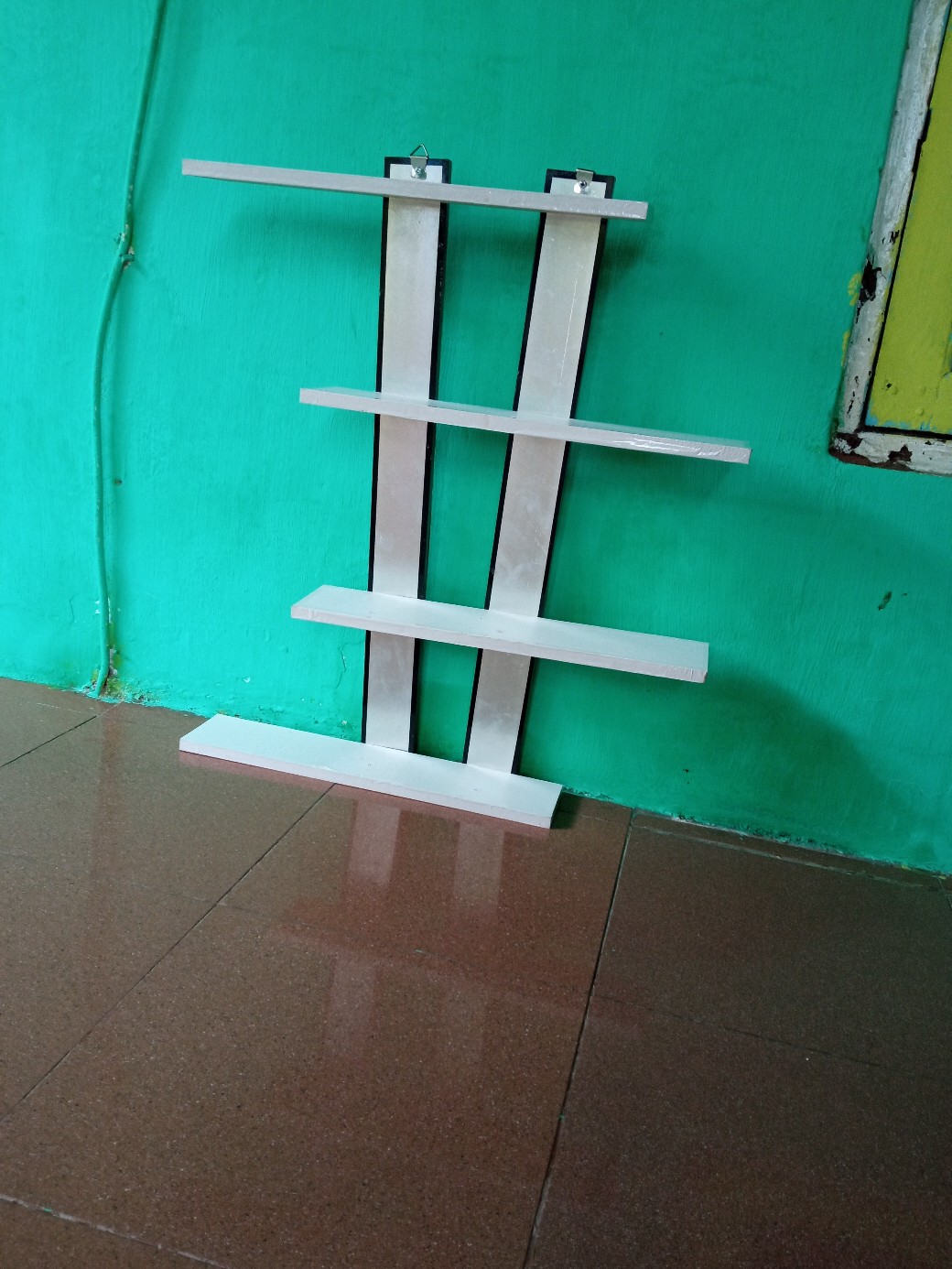 Rak Dinding Dekorasi 04