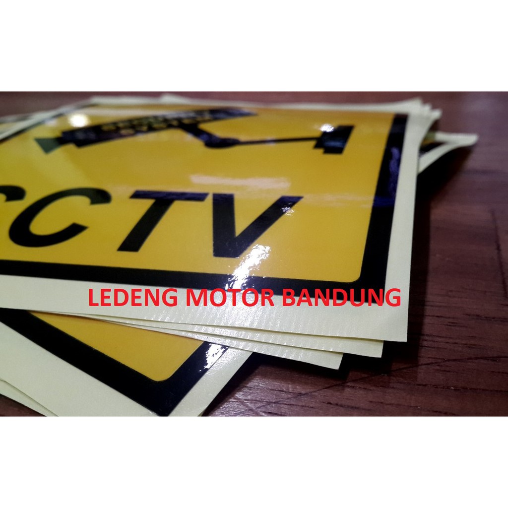 Sticker CCTV Security Sistem Kamera Pengawas Keamanan Pencuri Maling