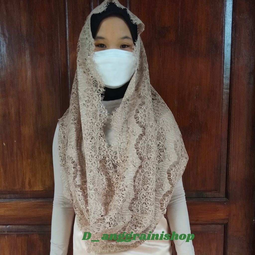 KERUDUNG BRUKAT/ KERUDUNG PENGANTIN/ KERUDUNG PENGAJIAN/ KERUDUNG SIRAMAN/ PASMINA INSTAN RENDA/ KERUDUNG YENI WAHID