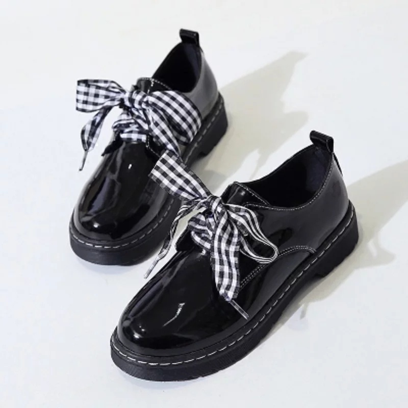 SEPATU WANITA VINTAGE DOCMART / SEPATU BOOTS PREMIUM TALI KOTAK (free 2tali) 002