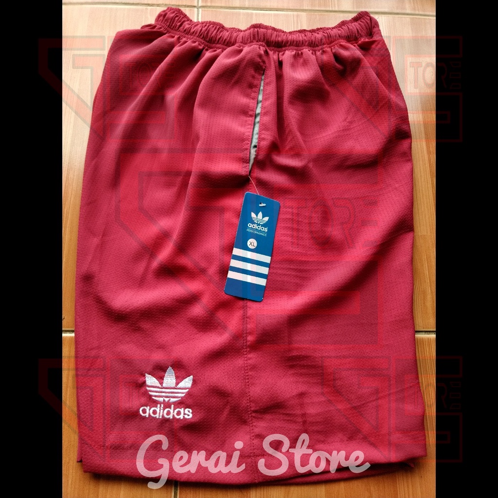 Celana Pendek Pria / Celana Kolor Pria Merah