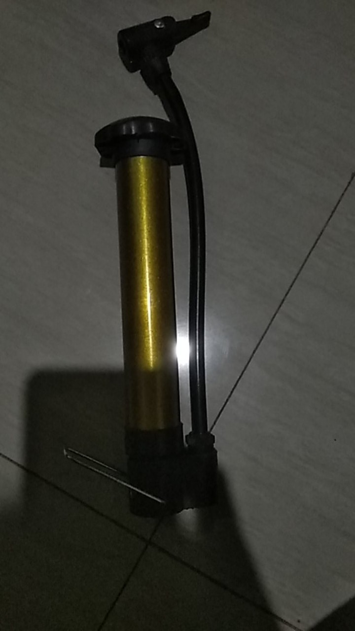 Pompa Angin Ban Sepeda Balon Kasur Bantal Renang Angin Mini Portable - Emas