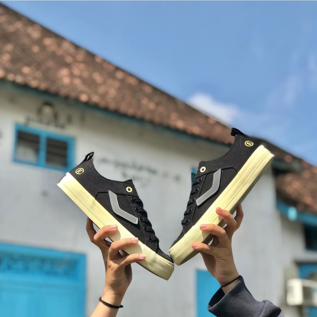 TERMURAH 100%ORI VENTELA EVIL X PAPA GADING MARTEN (HIGH&LOW)