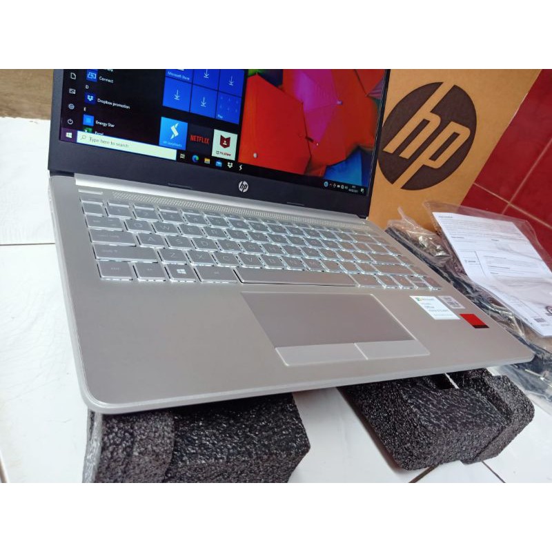 New Laptop Hp 14s-cf2031TX, Intel core i5-10210U Office home student, Keyaboard nyala (backlight)