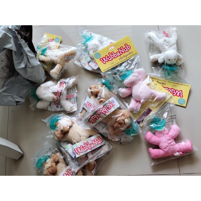 Wubbanub Infant Pacifier