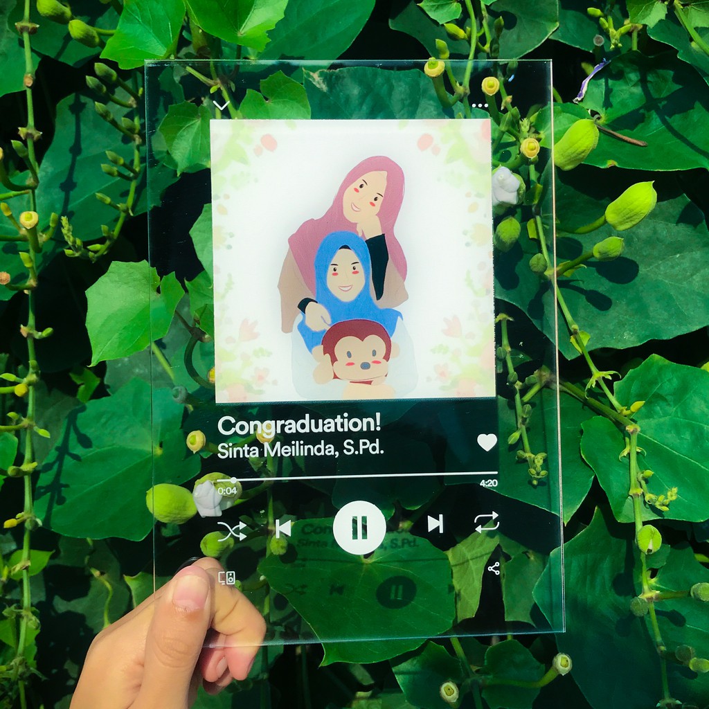 

Acrylic Custom Spotify Souvenir Kado Ulang Tahun Kado Wisuda