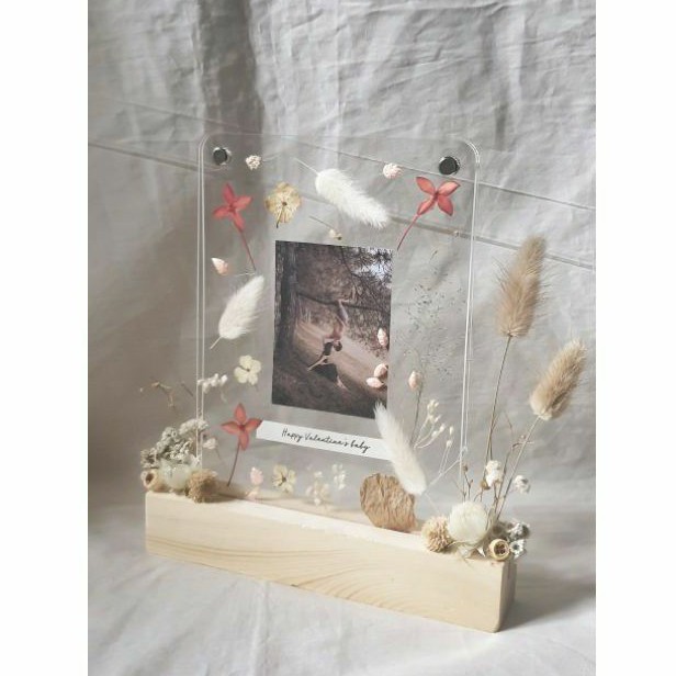 Pressed Flower Frame with Real Dried Flowers