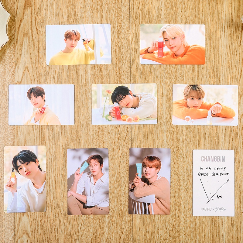 8pcs / Set Kartu Lomo BTS Stray Kids Ukuran Kecil