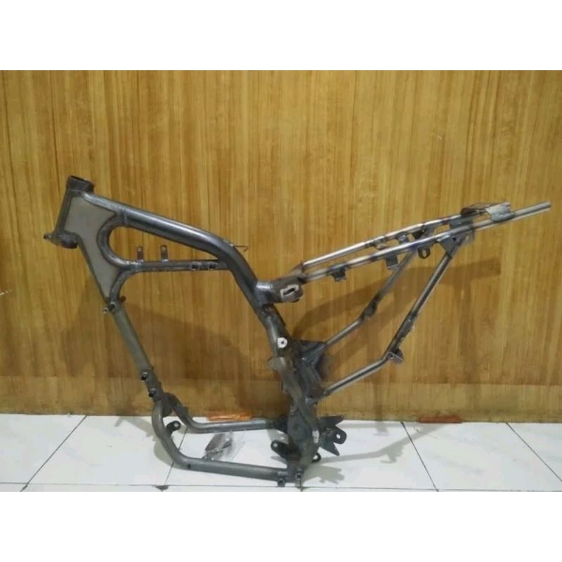 FRAME REPLIKA CRF230