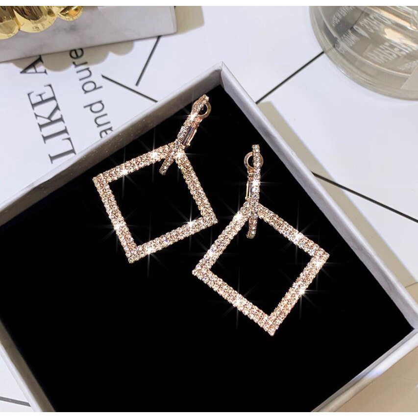 925 jarum perak aksesoris berlebihan Diamond Square anting-anting wanita Korea panjang temperamental