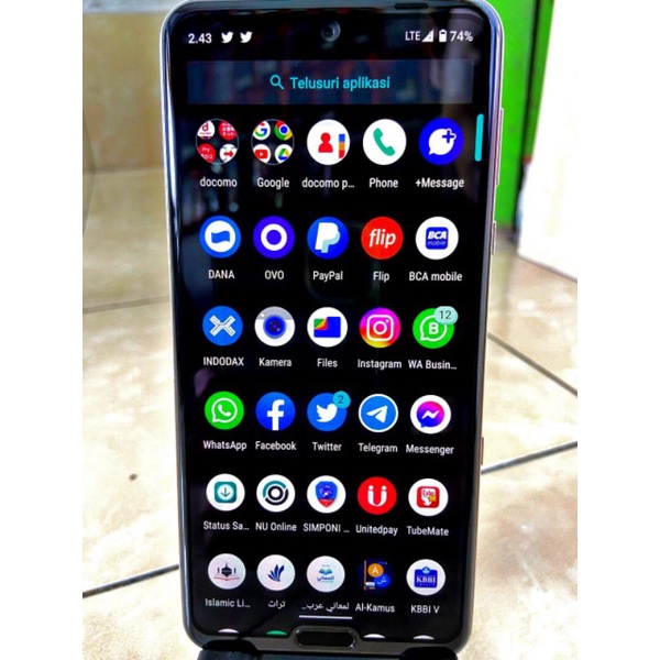 Sharp Aquos R3 Docomo 6/128 GB, minus, murah.