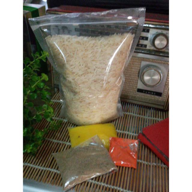 

Paket komplit nasi biryani