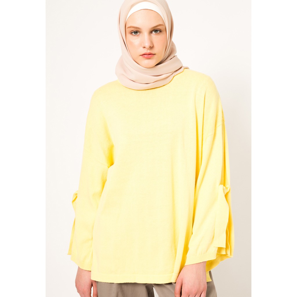 

Aleza Qian Sweater Yellow