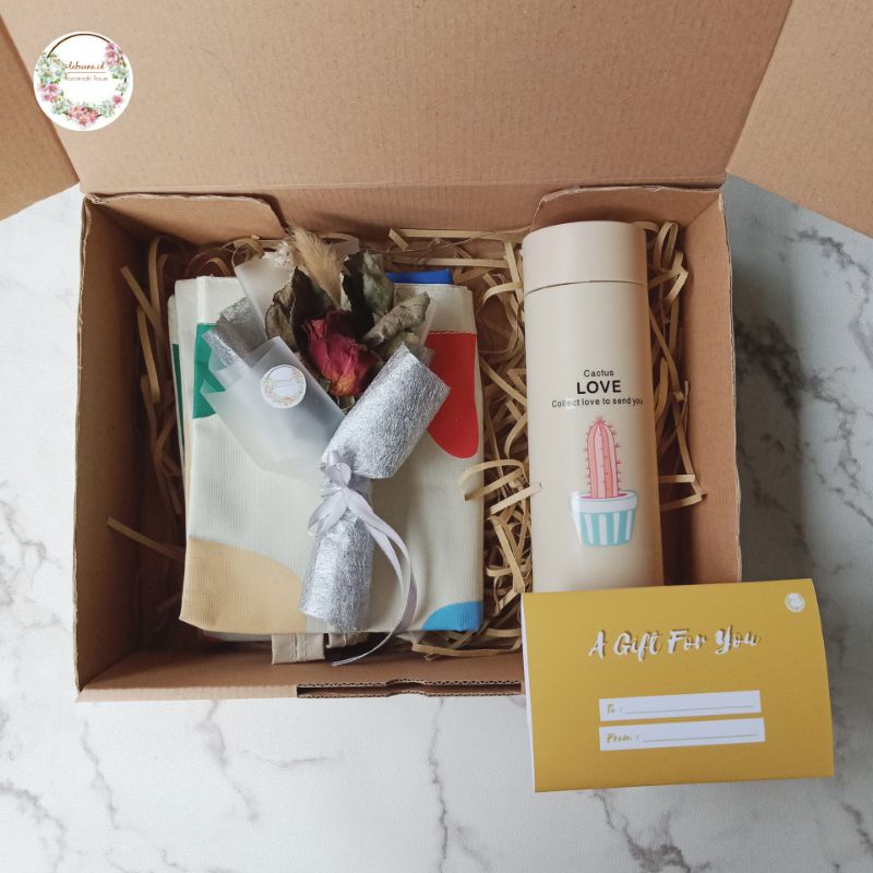 KADO ULANG TAHUN CEWEK / HAMPERS ULANG TAHUN / HAMPERS / GIFT BOX / SOUVENIR / GIFT / HAMPERS CEWEK 