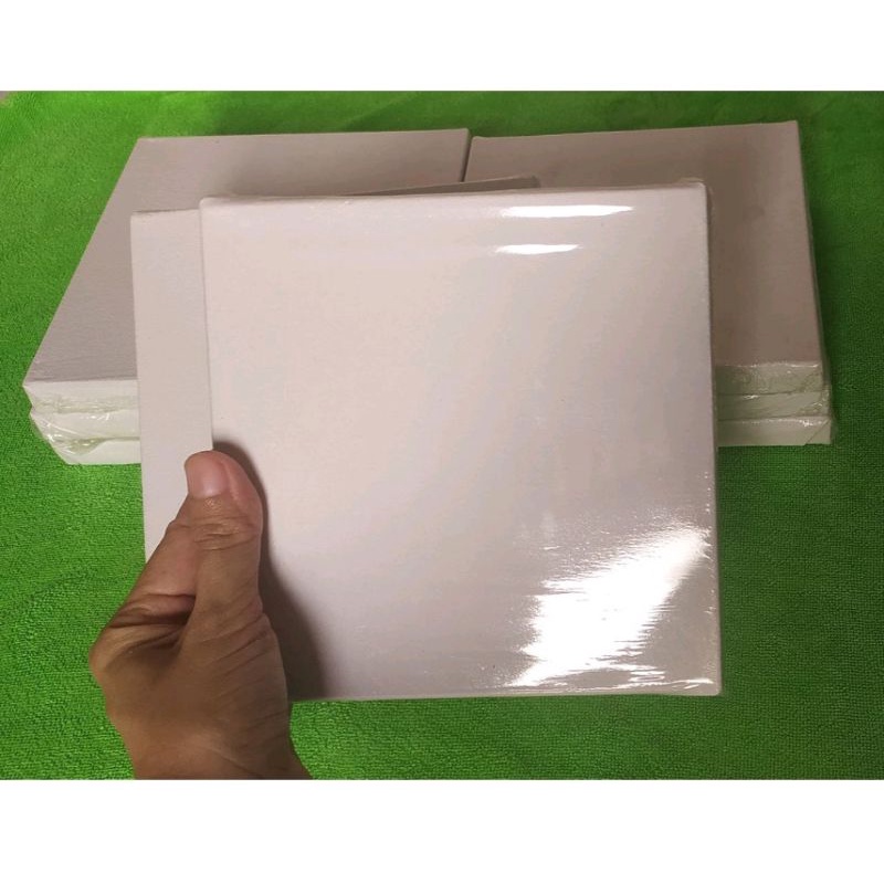 

Kanvas Lukis 15*15cm