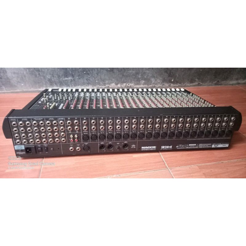 mackie sr 24.4