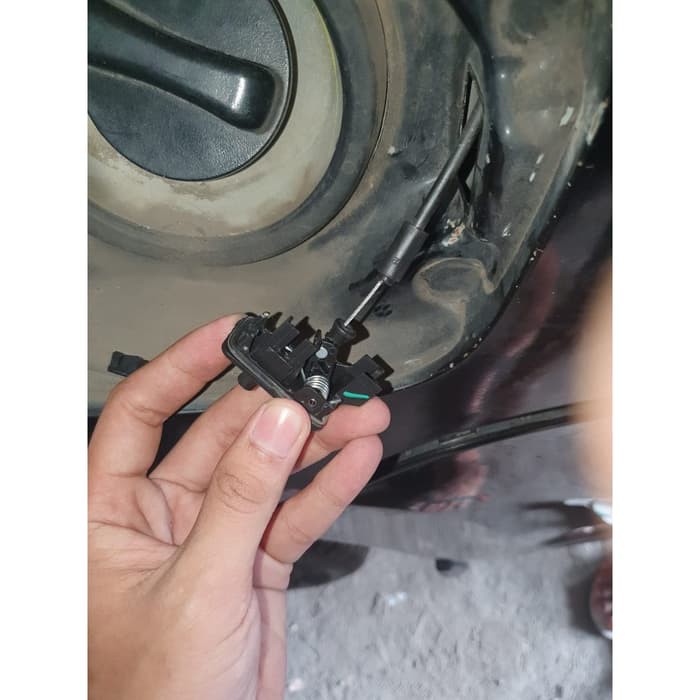 Datsun Go Lock Rod Tonjokan Knob Pembuka Tutup Tangki Bensin Nissan